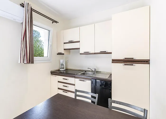 Vakantiehuis Lisa Maria E N60 3p7 *