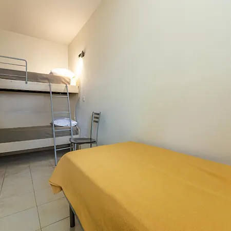 Lisa Maria E N60 3p7 Sari-Solenzara